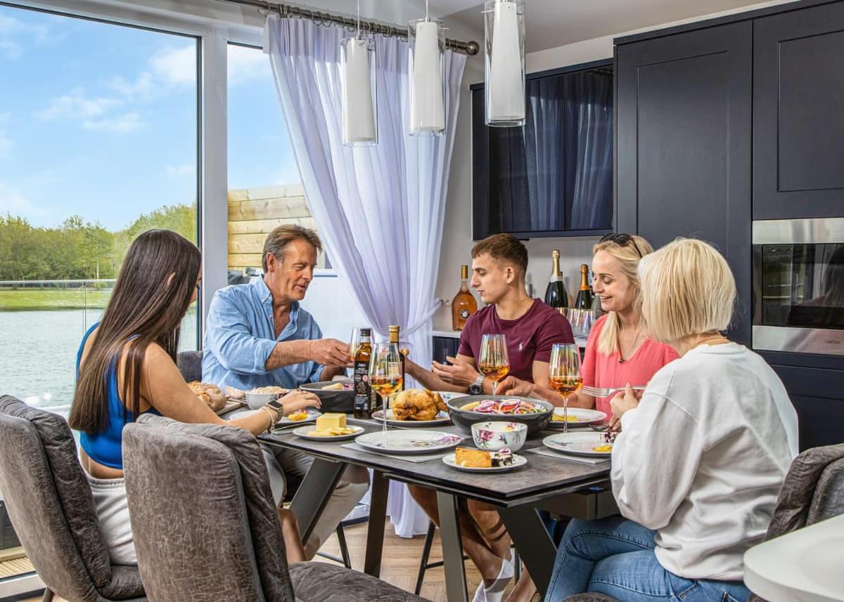 Noahs Retreat Hotel Laceby Екстериор снимка